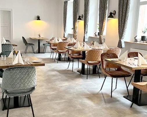 Hotel Rhodter Adler Rhodt unter Rietburg Esterno foto